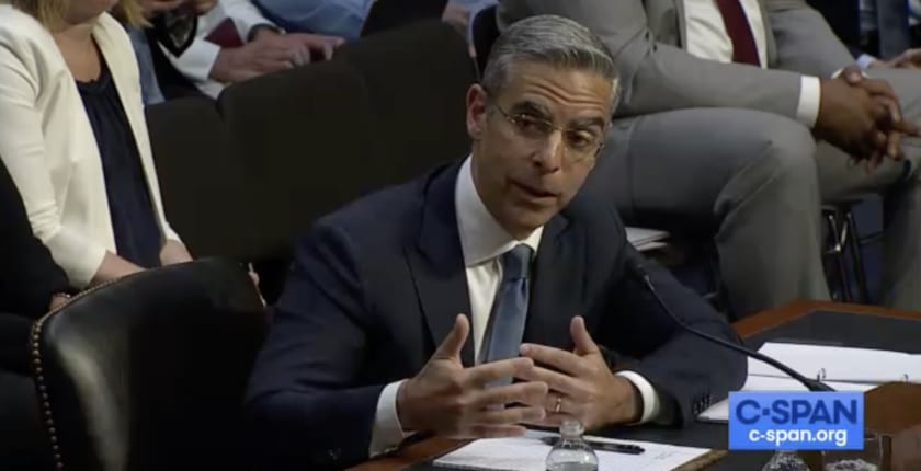 Facebook、米上院議員の元補佐官を採用──リブラのロビー活動を強化:報道