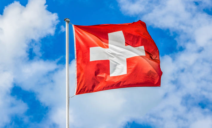 ブロックチェーン活用のIPO実現、金融機関を中抜きに——スイス初の事例