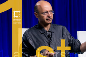 仮想通貨の定義は、仮想通貨を滅ぼす──『ビジネスブロックチェーン』著者