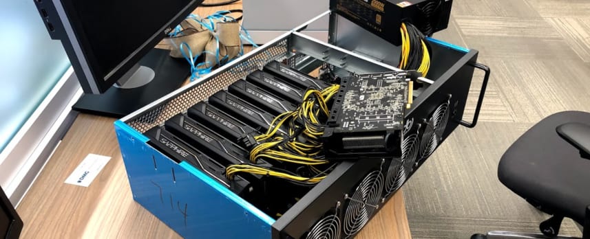 ビットコインマイニングの歴史：PCからASICの台頭まで