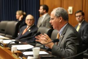米議員、ブロックチェーン国家戦略の検討で法案提出──「中国に負けるわけにはいかない」