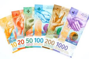 スイスのデジタル通貨開発──“クリプトバレー”の強みを生かしたスイスフランのDX