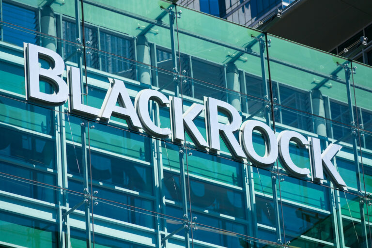 米ブラックロック、ビットコイン先物取引を開始