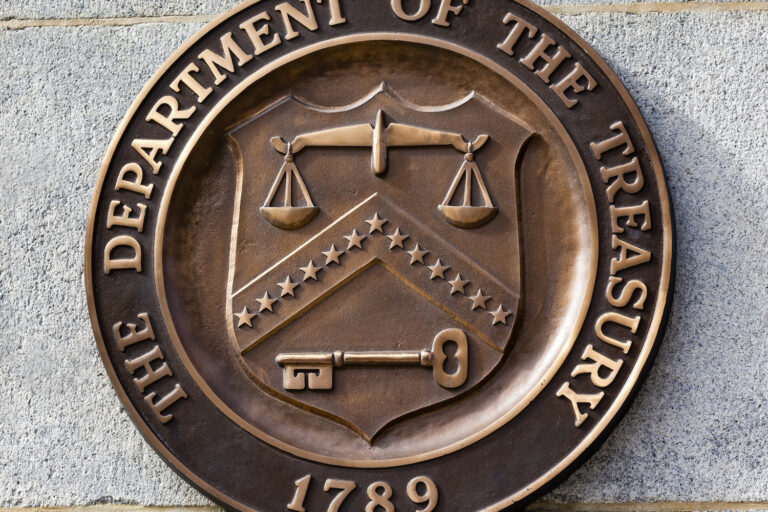 1万ドル以上の暗号資産送金に報告義務:米財務省