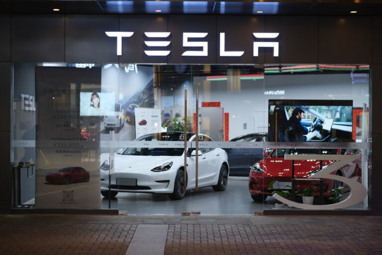 テスラの方針転換、ビットコインに追い風になる理由