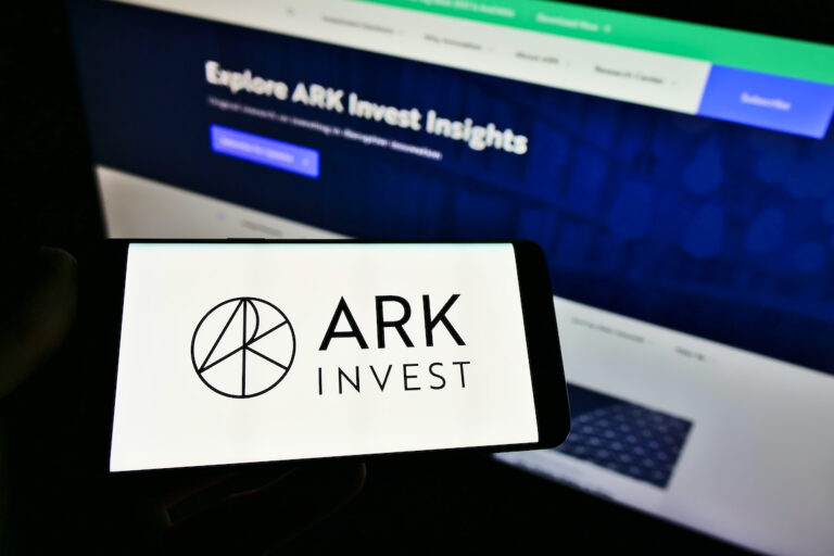 キャシー・ウッド氏の米アーク、ビットコインETFを申請