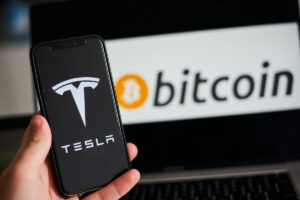 テスラのビットコイン決済、再開条件をイーロン・マスク氏がツイート