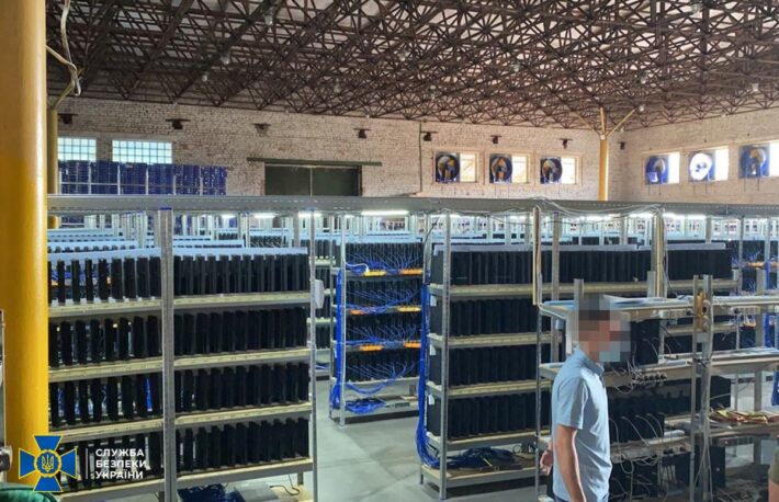 プレステ3800台、違法マイニング施設を閉鎖:ウクライナ