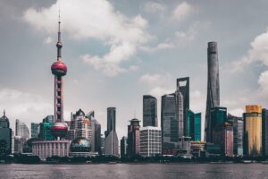 中国全土でブロックチェーン推進、マイニングは規制