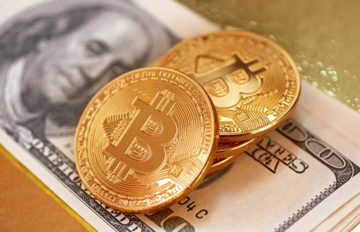 高まるインフレ率、ビットコインの買い時か?