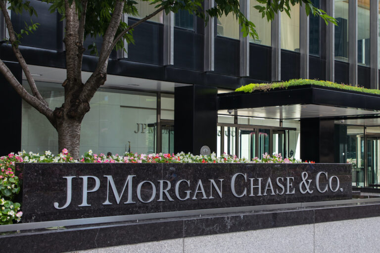 ビットコイン上昇の後押し、ETFよりもインフレヘッジ:JPモルガン