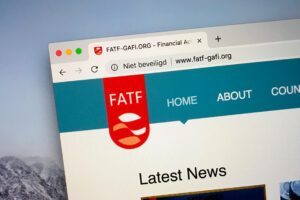 FATFがガイドラインを更新：DeFi、ステーブルコインへの対応は？