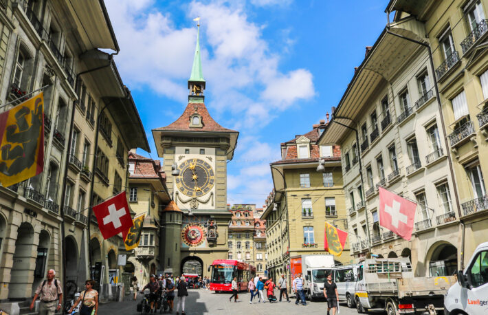 証券取引所がNFTを扱う?金融立国・スイスの狙い