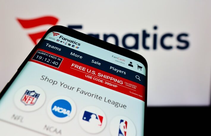 米ファナティクス、Toppsのトレカ部門を買収──NFT事業拡大に期待