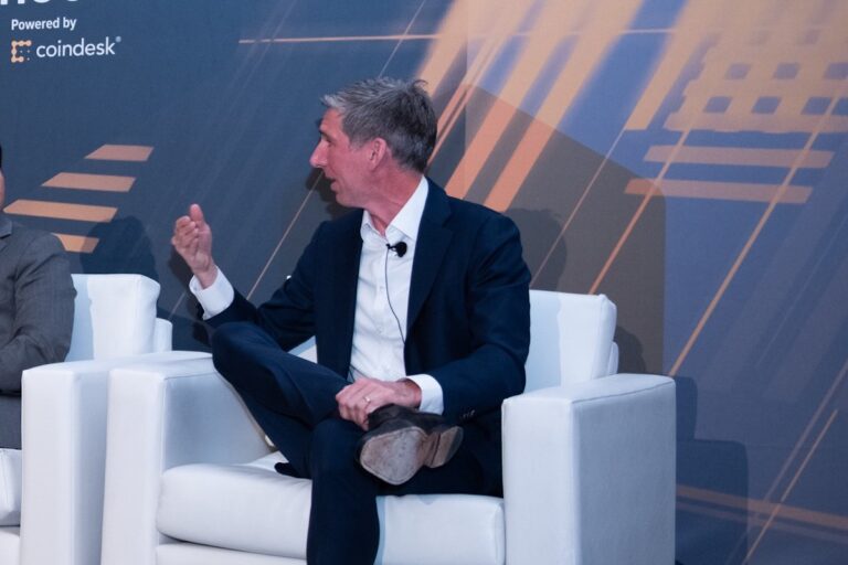 SEC、ビットコインETFへの姿勢変化か──懸念への対処方法を要求