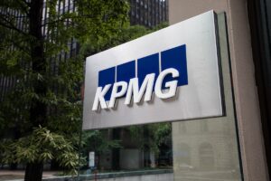 KPMGのカナダ法人、ビットコインとイーサリアムに投資