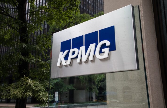 KPMGのカナダ法人、ビットコインとイーサリアムに投資