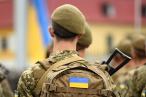 ビットコインでウクライナ軍を支援──寄付の動き、広がる