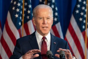 大統領令で米国のクリプト業界はどう変わる、価格低迷でもイーサリアムに対する期待ふくらむ 【週末に読みたいコラム9本】