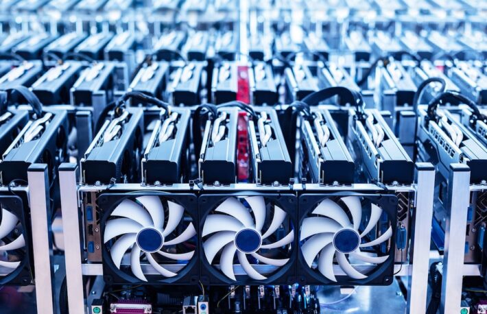 ビットコインの生産コスト、約1万3000ドルに低下:JPモルガン