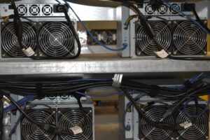 「長期的な逆風」を予想：マイニング機器大手カナン