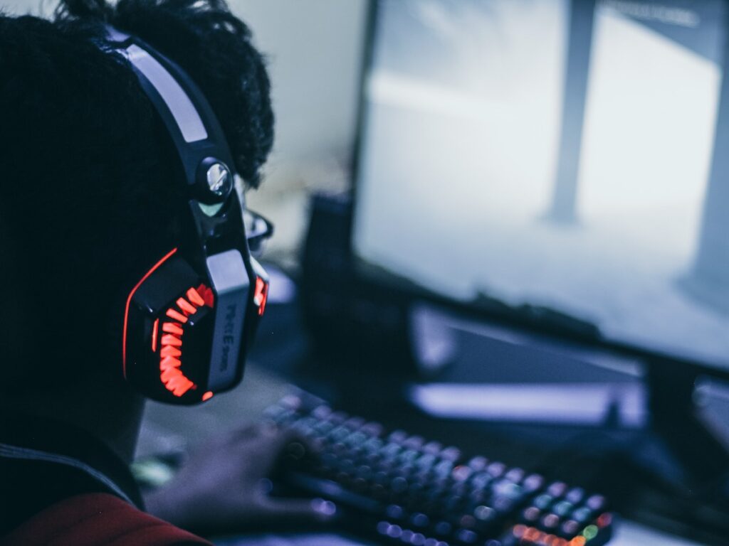 ゲーム、7月のユニーク・アクティブ・ウォレットの60％を占める：DappRadar