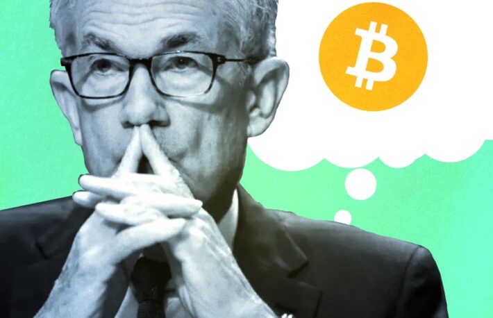 パウエルFRB議長は2022年版ボルカーか?その答えはビットコインにとっても重要だ【コラム】