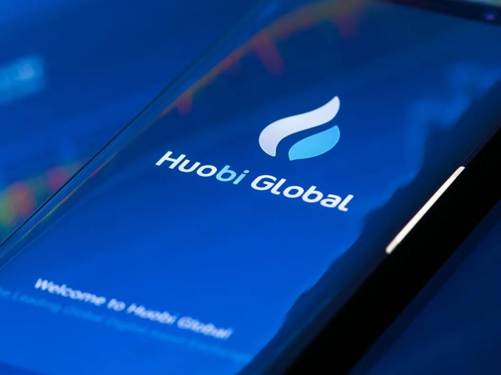 フォビ、投資会社が買収