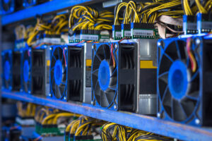 BTCマイニング機器：多くが使われずに未開封のまま