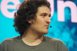 FTX、ハッキングは内部関係者か──ハッカーが残した「愚かな失敗」とは？