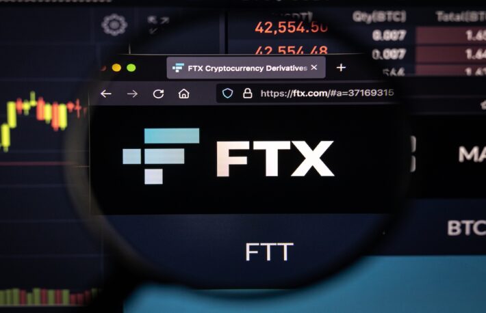 FTX破綻と失態で、規制当局はどう動く?