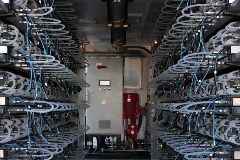 ビットコインマイニング：暗号資産の未来を占う？【コラム】