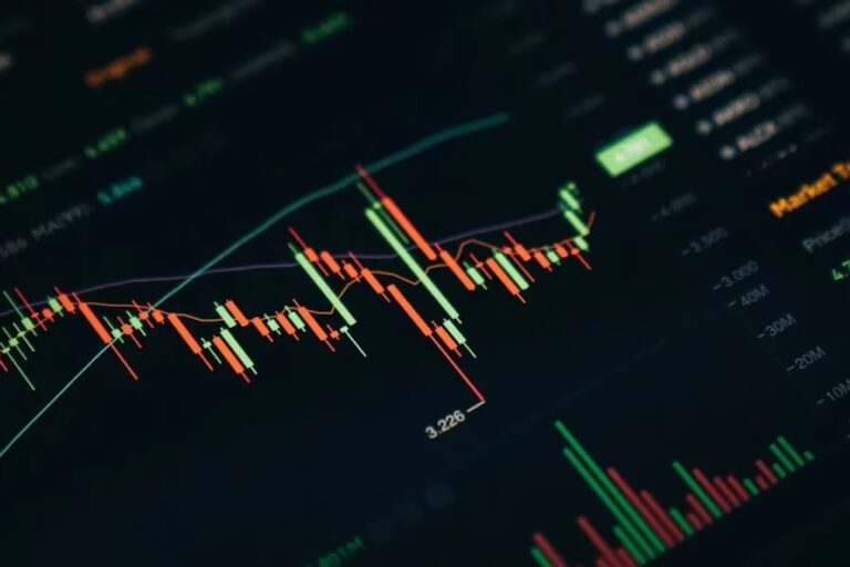 暗号資産高頻度取引(HFT)のリスクとメリット