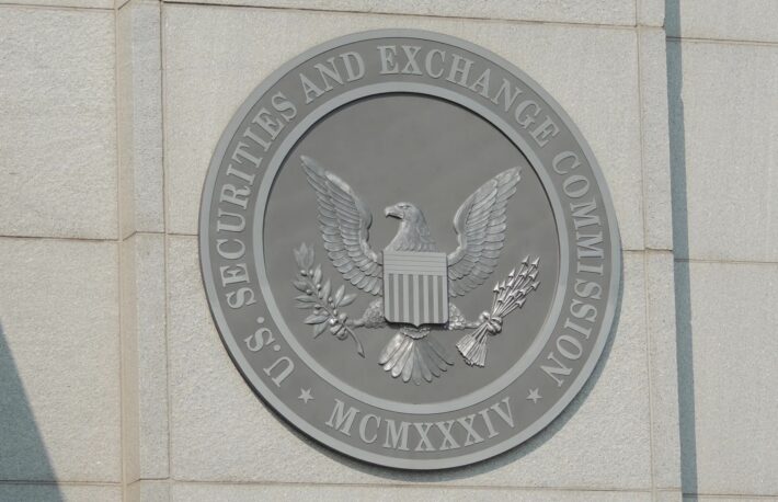 SECはビットコイン現物ETFを拒否するための別の論拠を探すかもしれない──独投資銀行が指摘