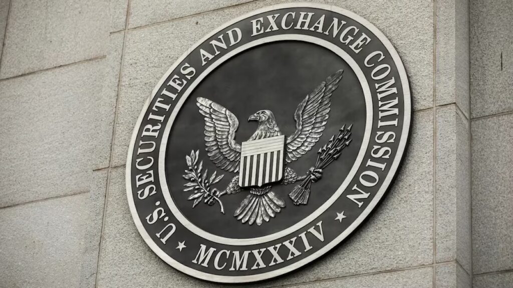 ビットコインETFは、グレイスケールの支配的地位を脅かす：バーンスタイン