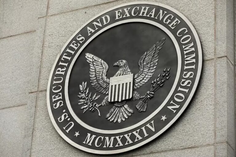 ビットコインETFは、グレイスケールの支配的地位を脅かす:バーンスタイン