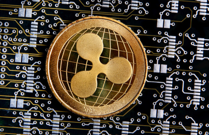 XRPアーミー、なぜ戦い続けるのか(前編):部屋の中の大人たち