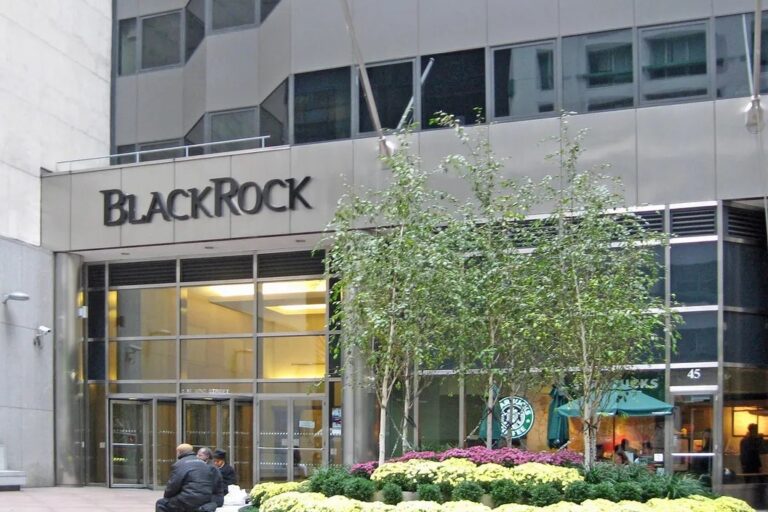 ブラックロックのビットコインETF、申請を再提出──コインベースを監視共有協定のパートナーとして明示