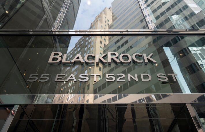 ゴールド投資家からの暗号資産需要が増加：ブラックロックCEO