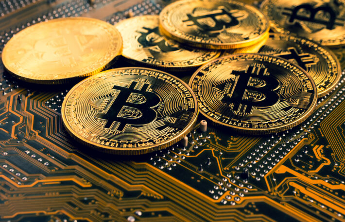 ビットコインのドミナンスが50%に上昇、さらなる上昇の余地:アナリストら