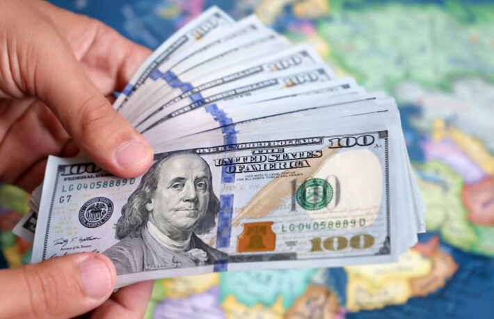 Web3エンジニアの給与は12万ドル(約1740万円)、受け取りは法定通貨が大多数:調査