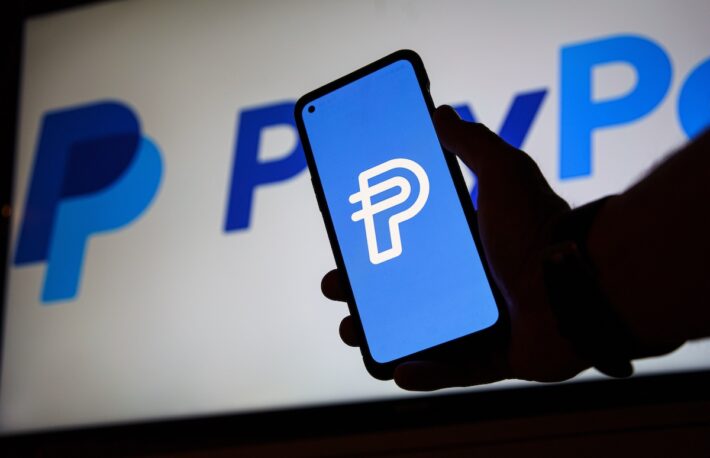 PayPalのステーブルコイン、どこが問題か？