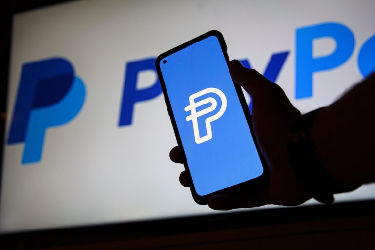 PayPalのステーブルコイン、どこが問題か?