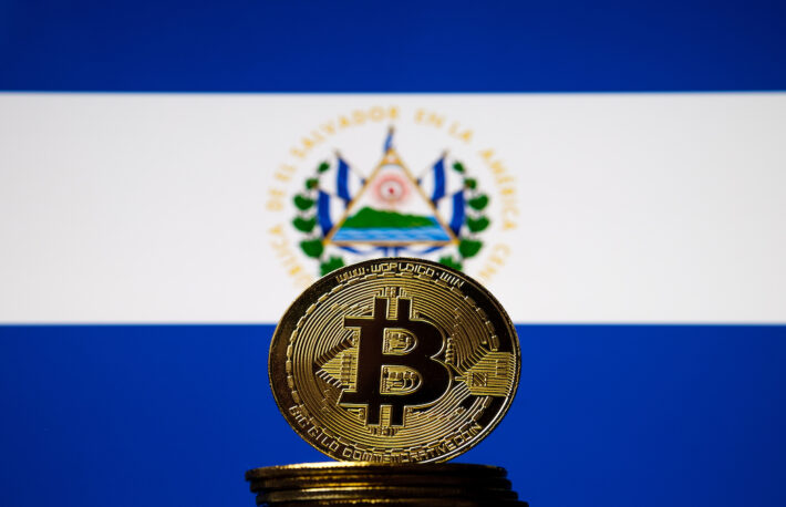 エルサルバドル、「Freedom VISA」で年間10億ドルのビットコイン投資を狙う