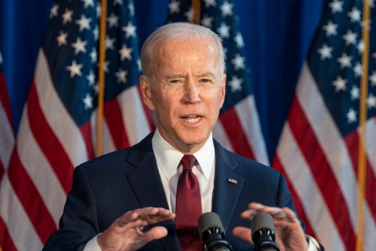 米大統領令がAIの危険性指摘──関連暗号資産が下落