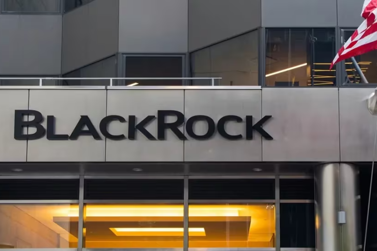 ブラックロックとビットワイズ、ビットコイン現物ETF申請を修正