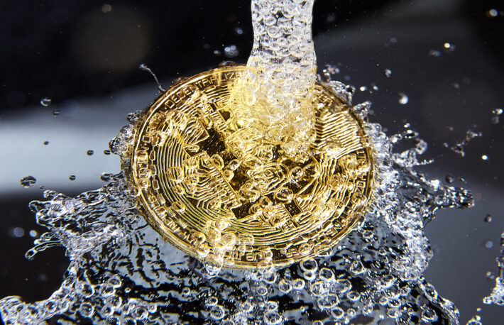 「ビットコインは水を大量消費している」というデマはなぜ拡散しているのか？