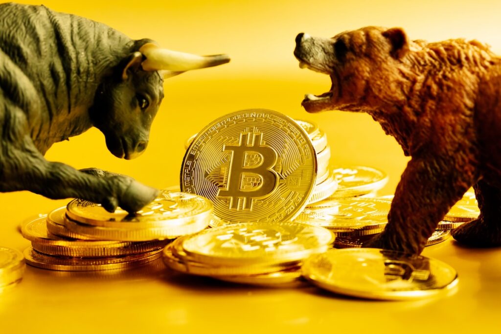 ビットコイン、上昇トレンド再開前に3万6000ドルまで後退する可能性：QCPキャピタル