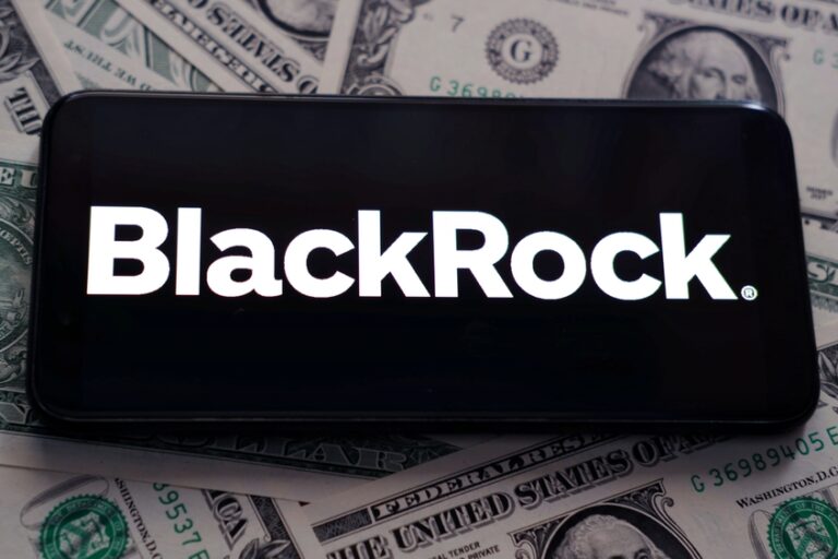 ブラックロックのビットコインETF、ウォール街の銀行からの参加を募集