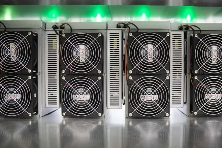 ビットコインマイナーからの流出が6年ぶりの高水準に